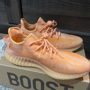 Brand new Yeezy still in the box size 11